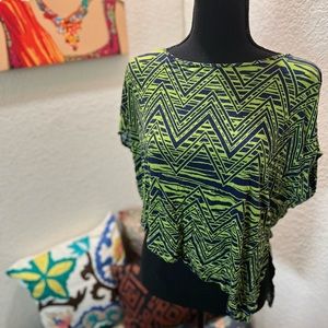 Geometric Design Crop Top